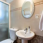 Freya 1-bedroom In شقة