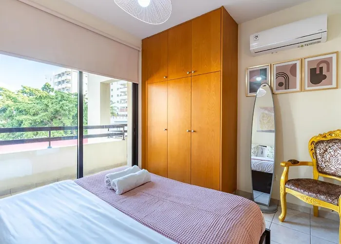 Freya 1-bedroom In アパート ラルナカ